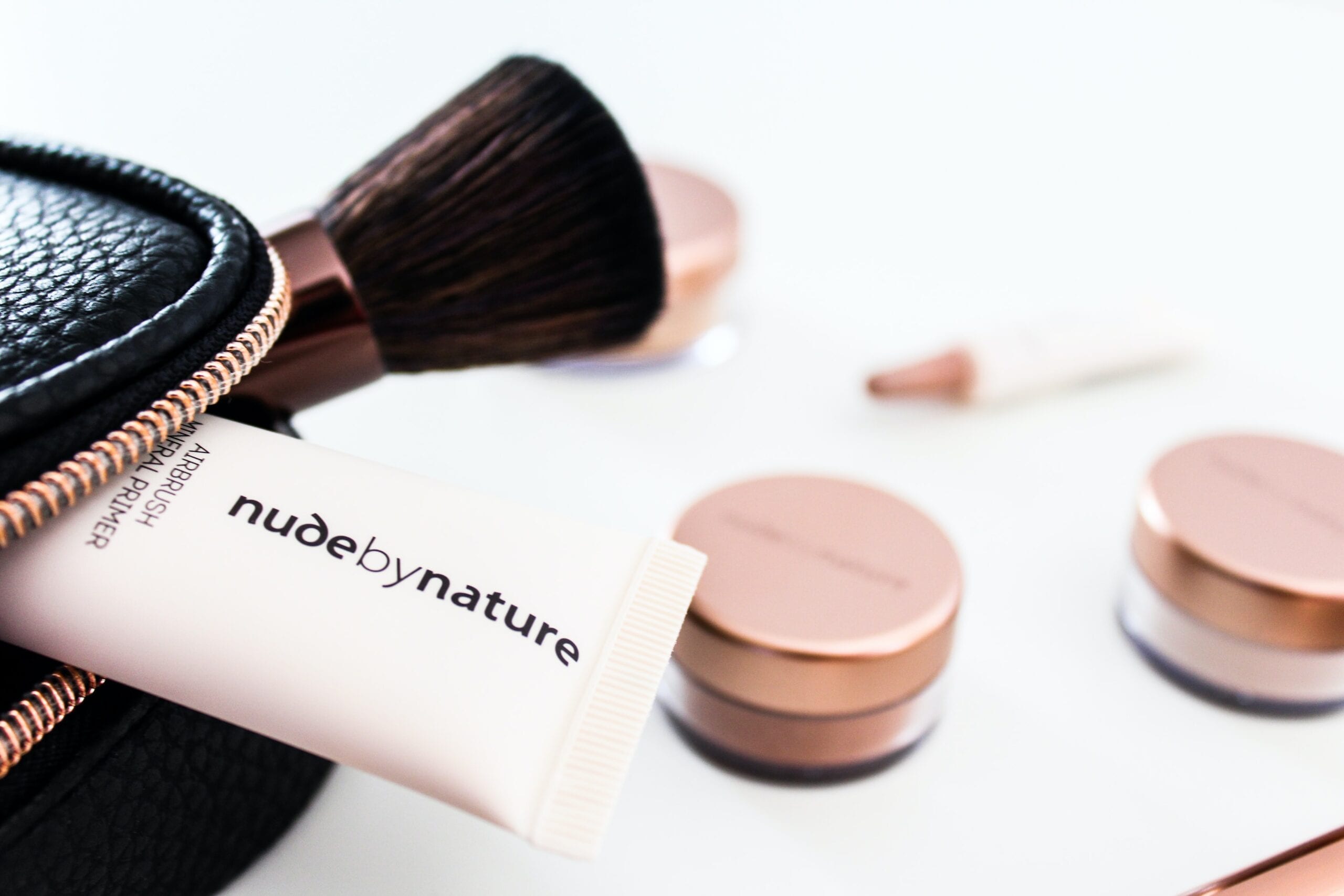 5 Best Foundation For Dry Skin A Complete List