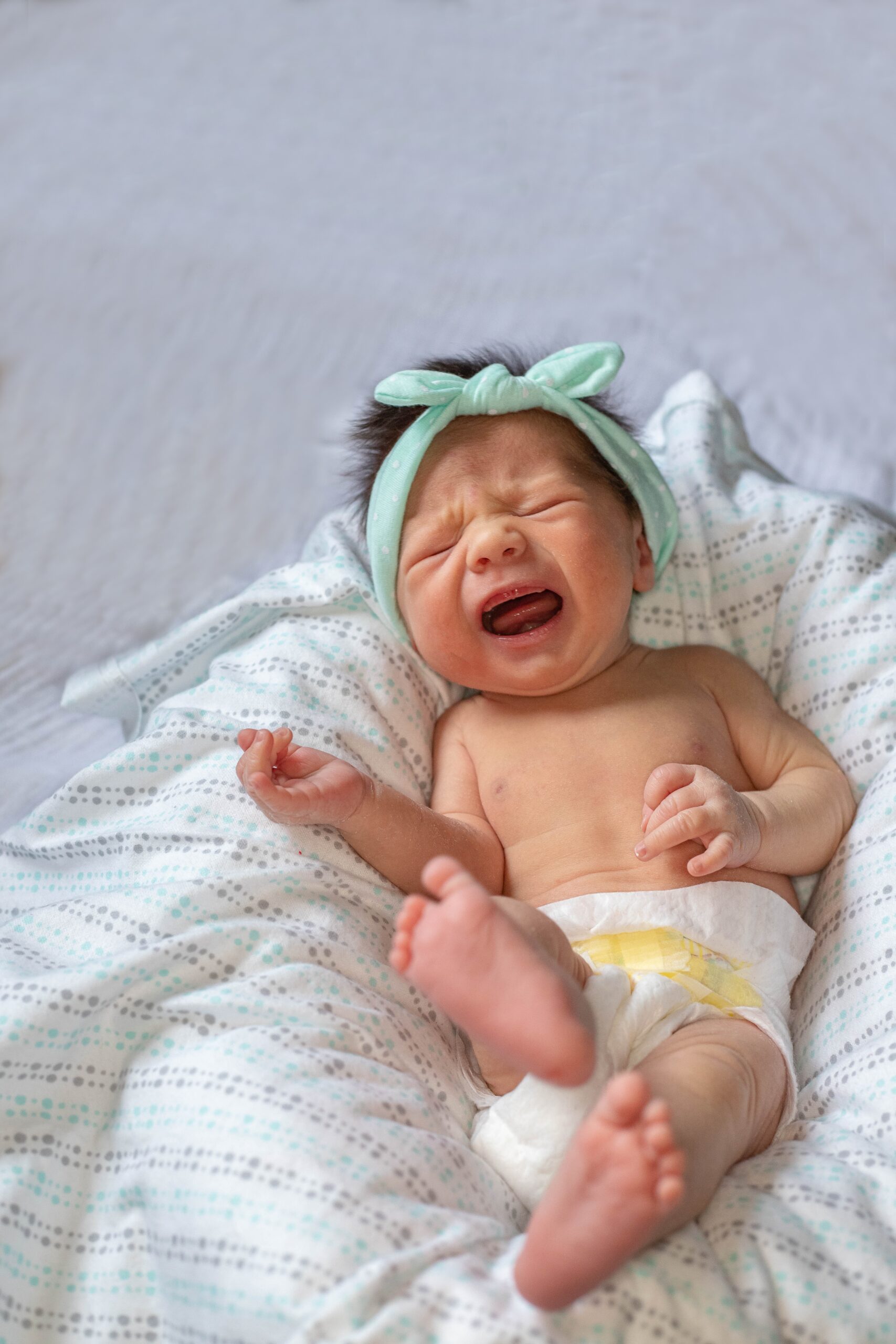 A baby crying - HealthMed.org